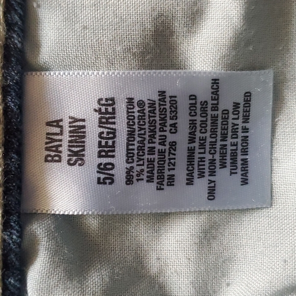 Jeans - Picture 3 of 4